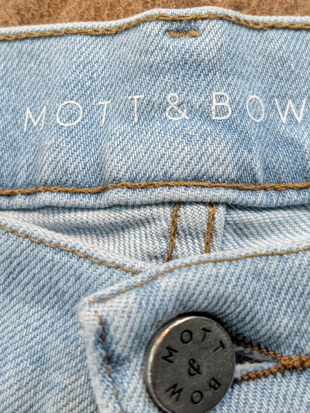Mott & Bow Light Wash Denim Jeans 31x32 Never Worn Cotton Designed NY Wide Leg